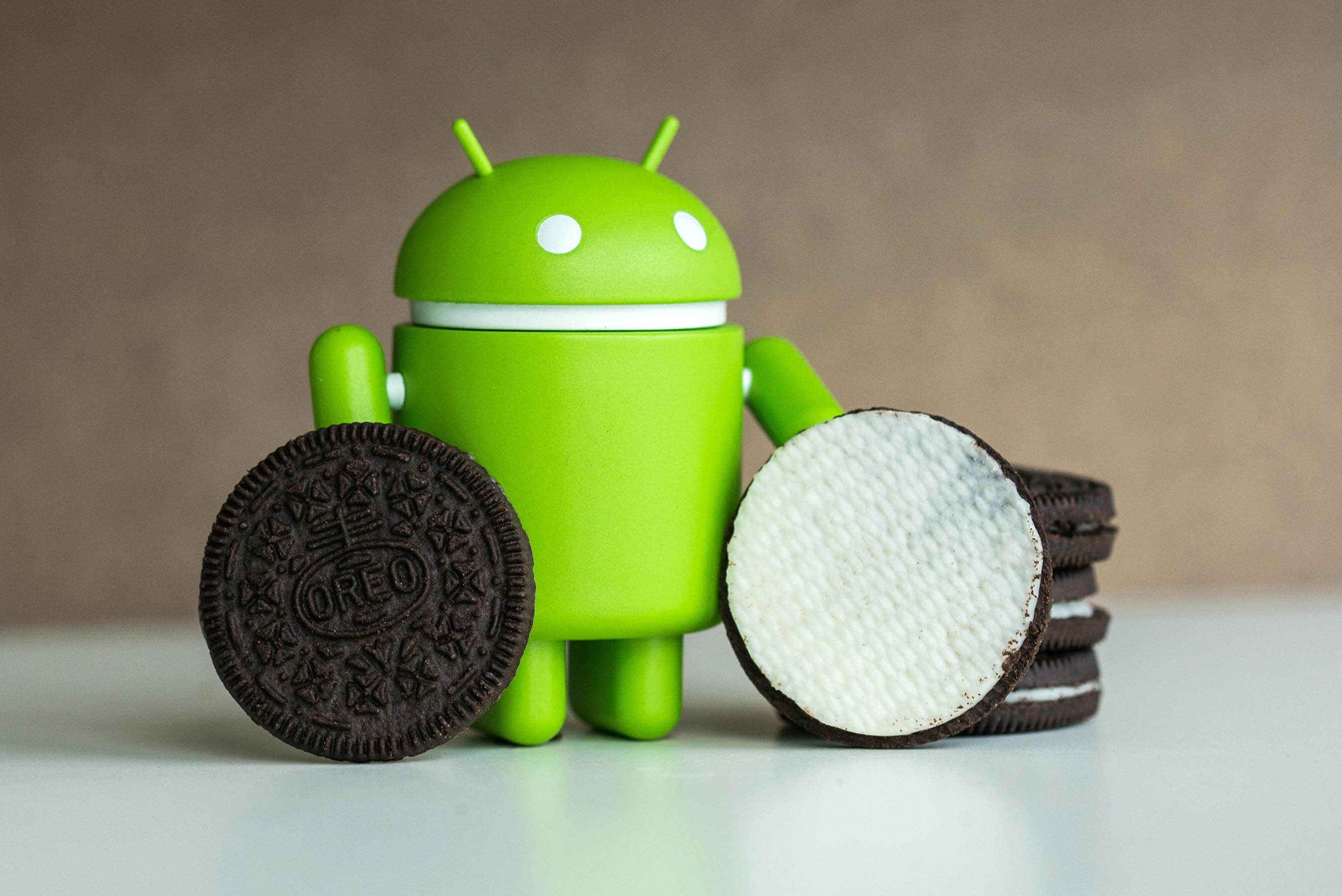 Android Orio 8.1,Developer Preview,Google,Update,December 2017,new features,Neural Networks API,NNAPI,Pixel Visual Core,SoC,visual tweaks,Android Oreo Easter egg,Pixel 2 device,Pixel 2 and Pixel 2 XL device,Google Android developers site,
